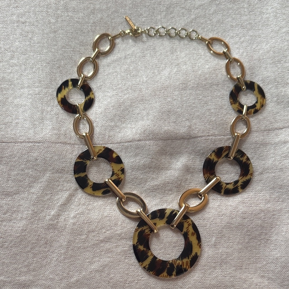 Nine West Leopard Pattern Gold Necklace